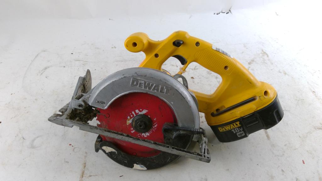 Dewalt Circular Saw