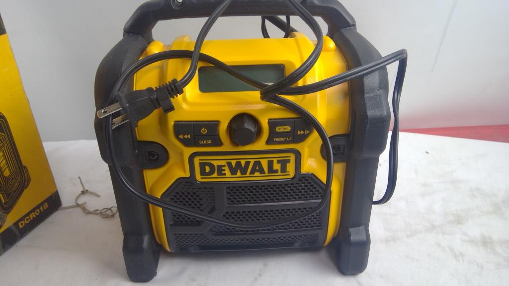 DeWalt Compact Worksite Radio, DCR018 Property Room