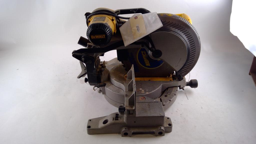 Dewalt Compound Mitter Saw