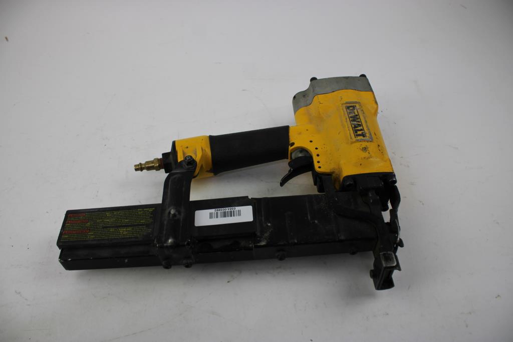 Dewalt Corded Pneumatic 16-Gauge 1" Crown Lathing Stapler