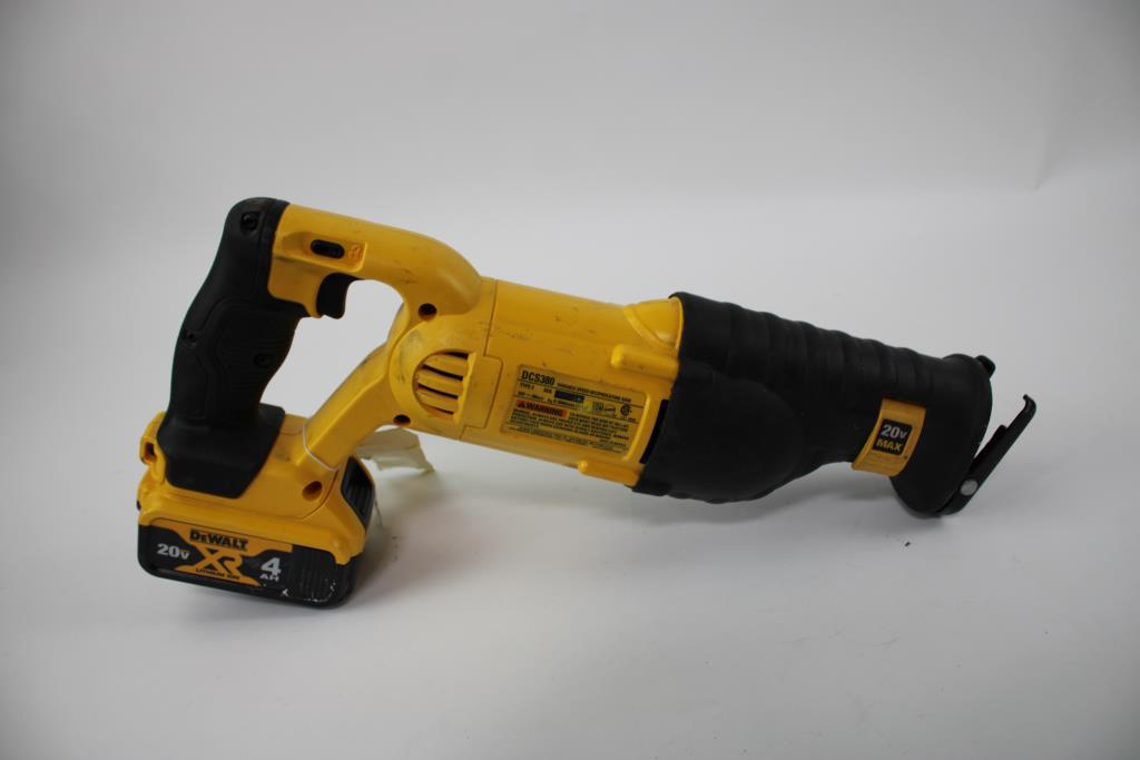 Dewalt Cordless 20v Max Reciprocating Saw