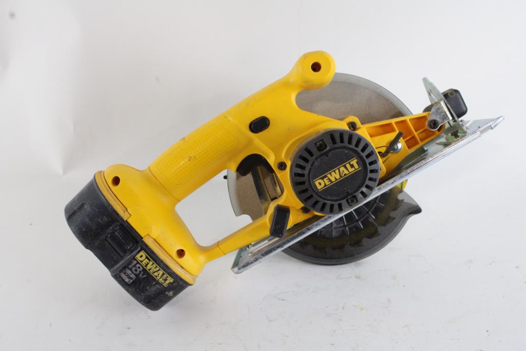 DeWalt Cordless Circular Saw With Case Property Room