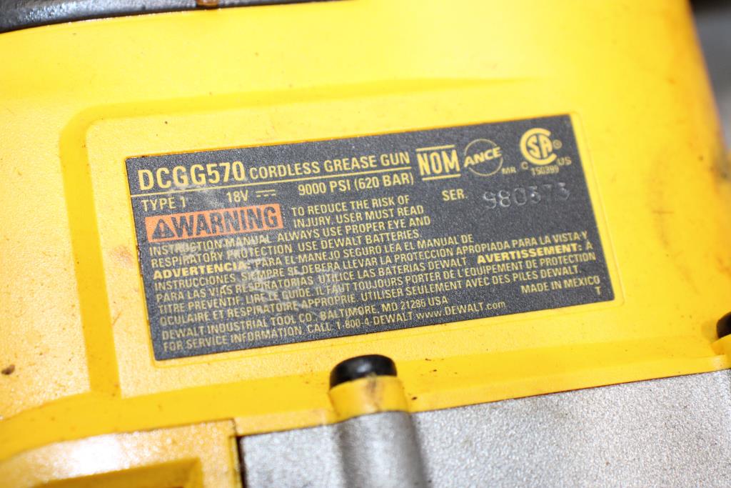 Dewalt Cordless Grease Gun Property Room