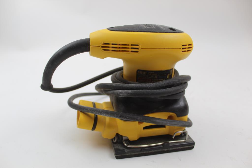 Dewalt D26441 Palm Sander In Tool Bag Property Room