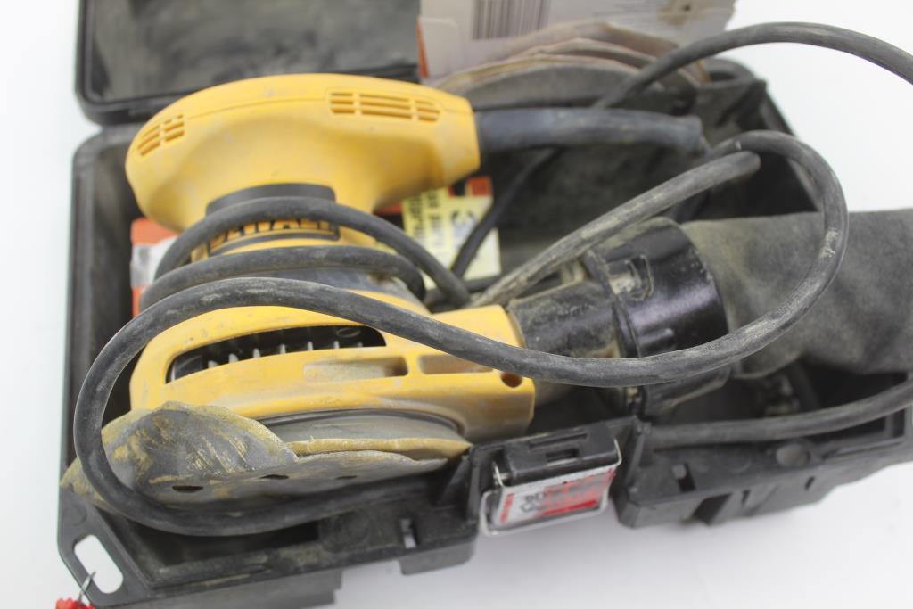 DeWalt D26451 Corded Orbital Sander Property Room