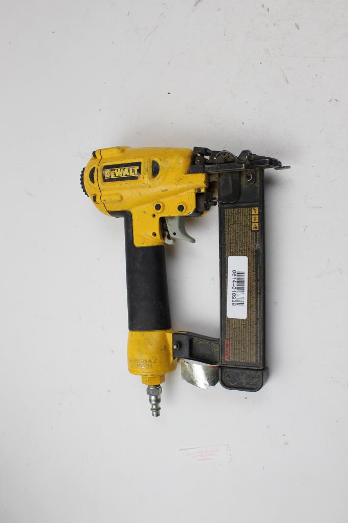 DeWalt D51236 18 Ga. Brad Nailer Property Room