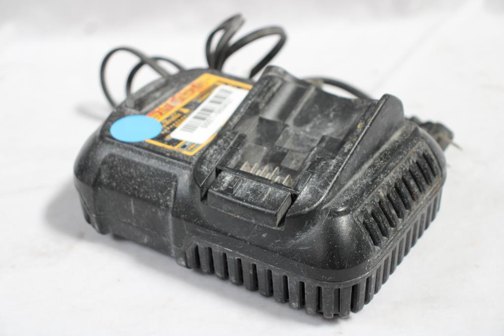 DeWALT DCB101 Battery Charger Property Room