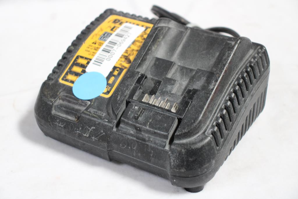 DeWALT DCB115 Battery Charger Property Room