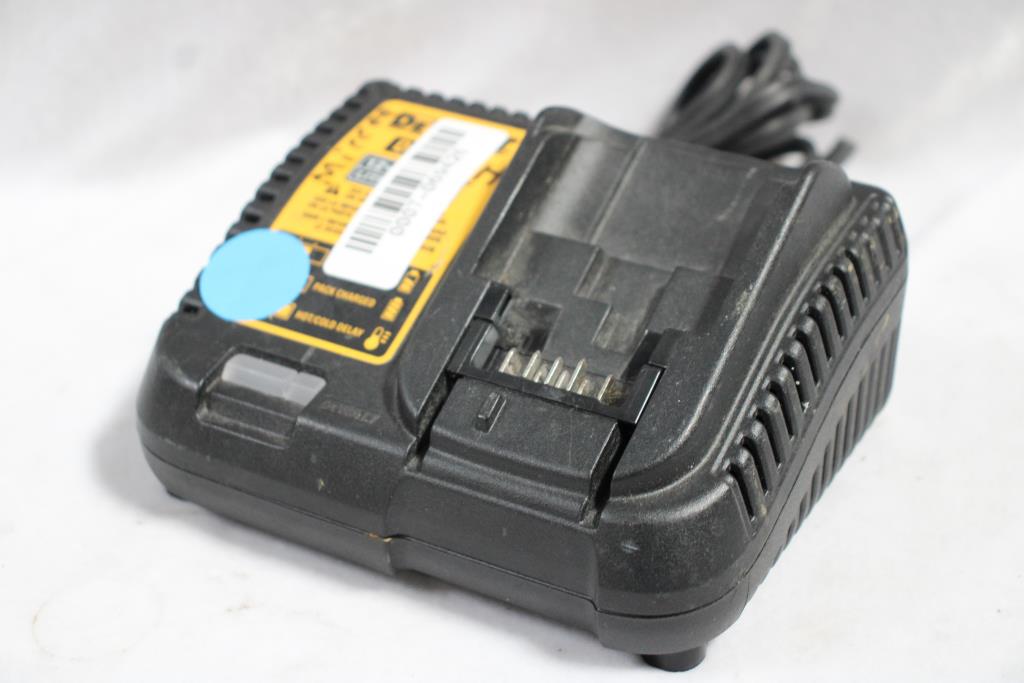 DeWALT DCB115 Battery Charger Property Room