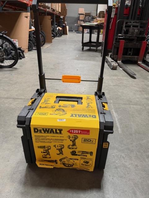 DeWalt DCKTS600M2 Brushless 6-Tool Combo Kit