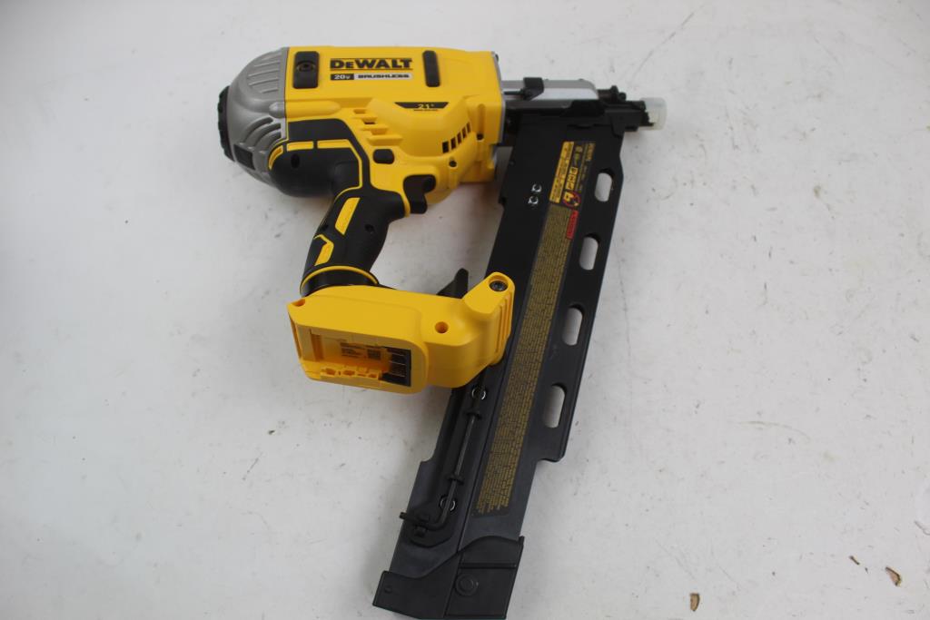 Dewalt Dcn21pl Cordless Plastic Collated Framing Nailer Property Room