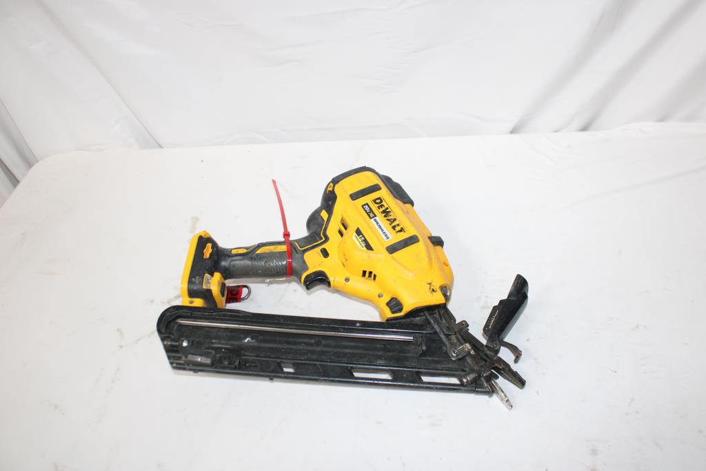 DeWalt DCN650 Cordless Finish Nailer