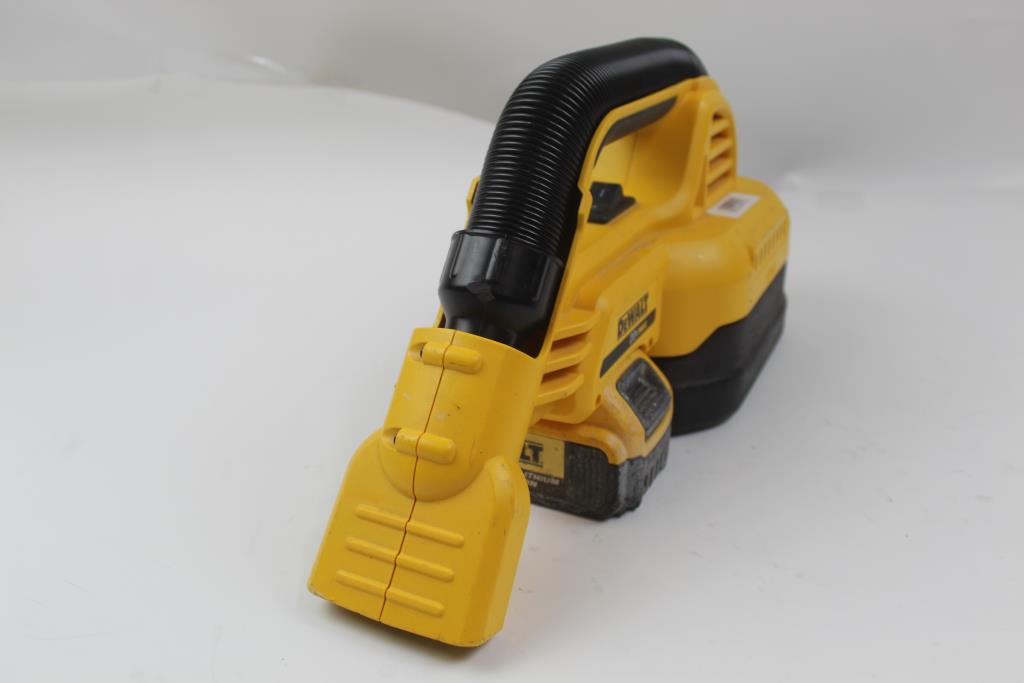 Dewalt Dcv517 1/2 Gallon Cordless Wet/dry Vacuum Property Room