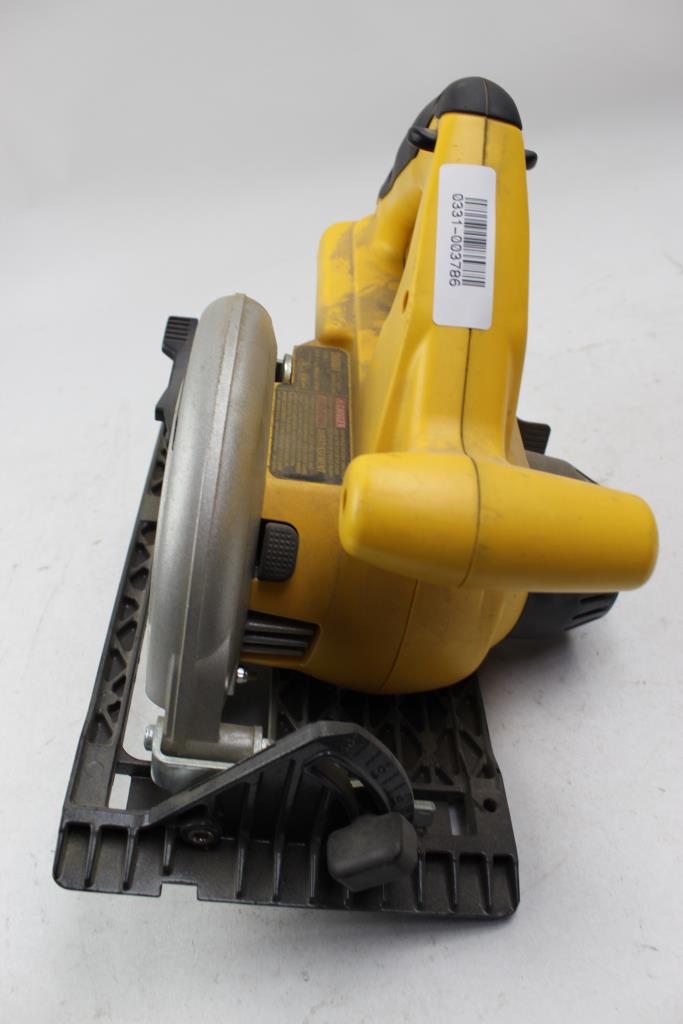 DeWalt DW007 Cordless Circular Saw (Tool Only) Property Room