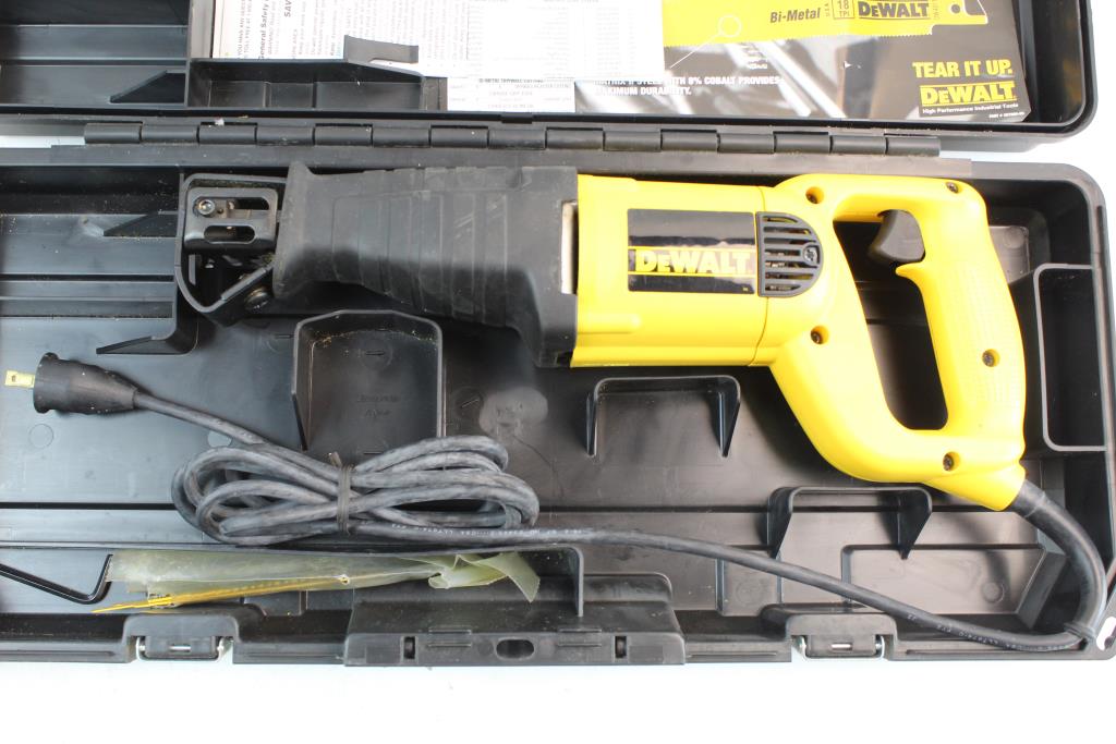 DeWalt DW303 Type 1 V.S. Reciprocating Saw 1 1/8" Stroke Property Room