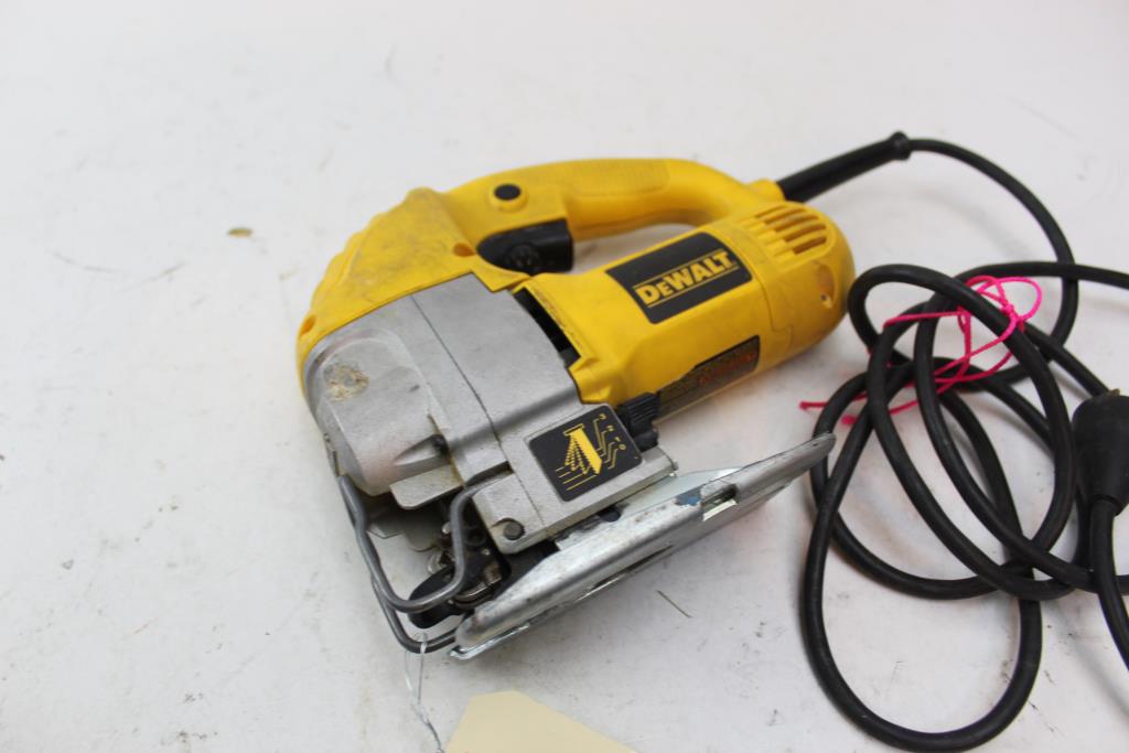 Dewalt Dw317 Vs Orbital Jig Saw Property Room