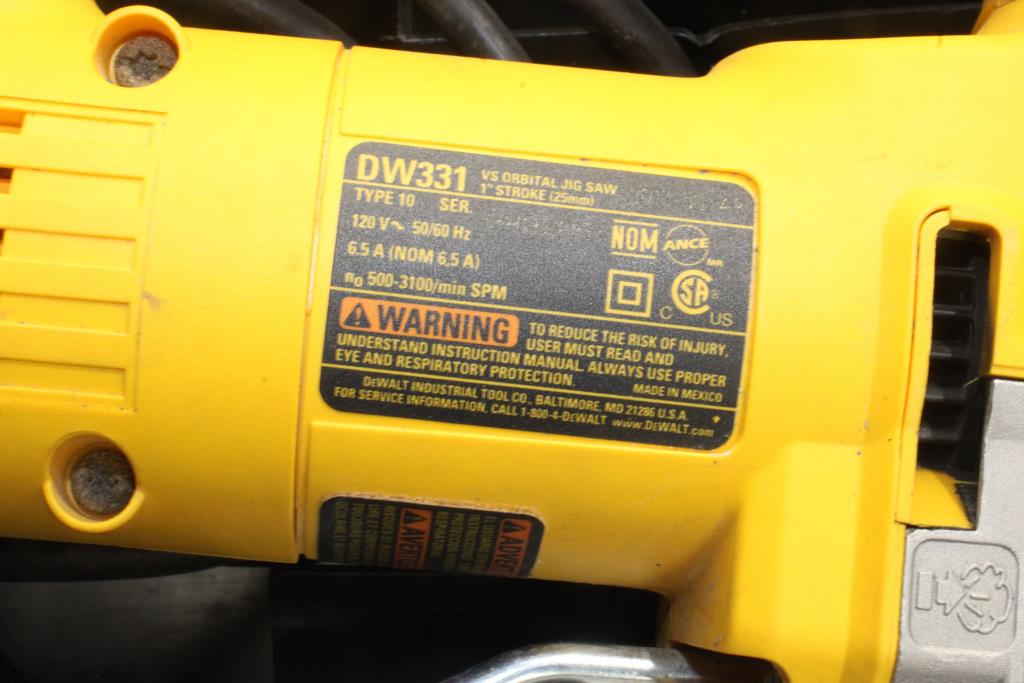 DeWALT DW331 VS Orbital Jig Saw Property Room