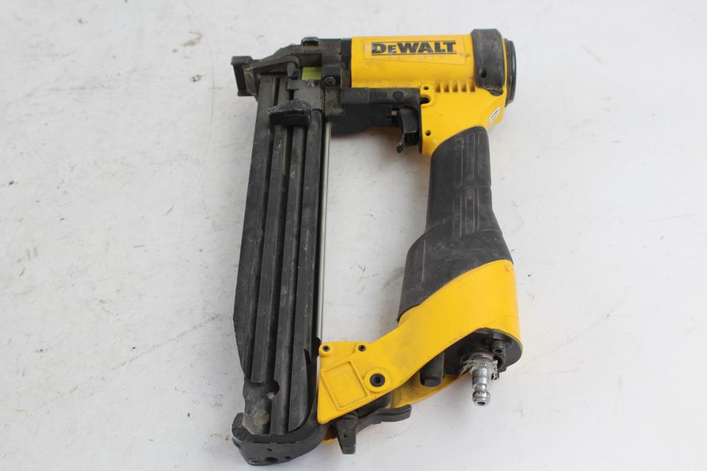 DeWalt Dw450S2 Crown Stapler Property Room