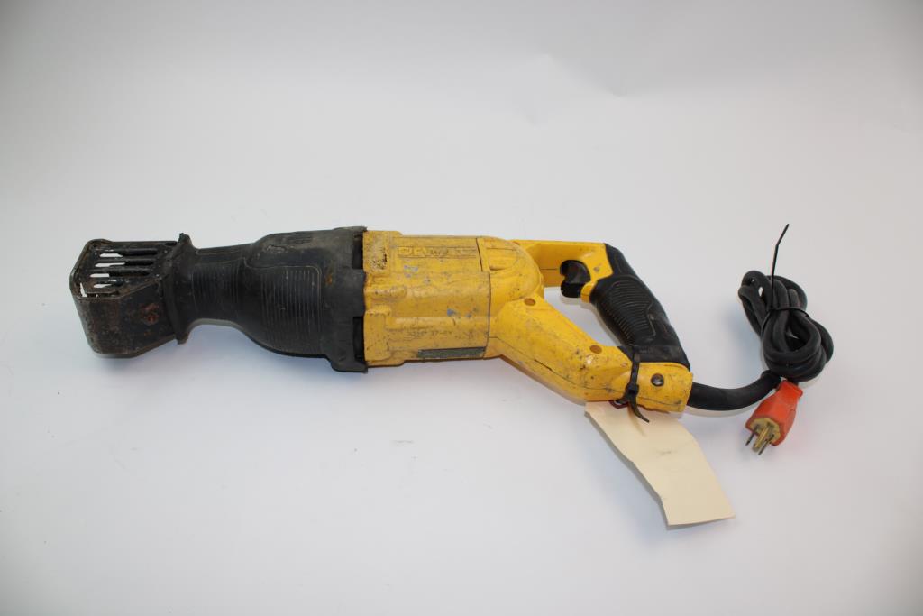 DeWalt DWE305 Corded Reciprocating Saw Property Room