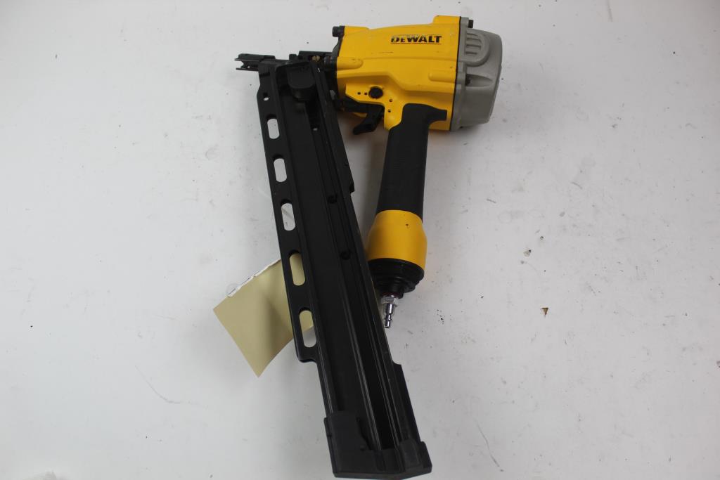 Dewalt Dwf83pl Plastic Collated Framing Nailer Property Room