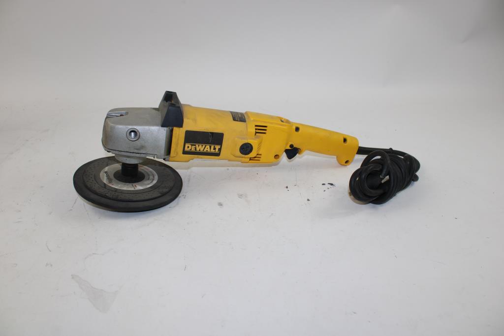 DeWalt Electronic Sander/Polisher DW849 Property Room