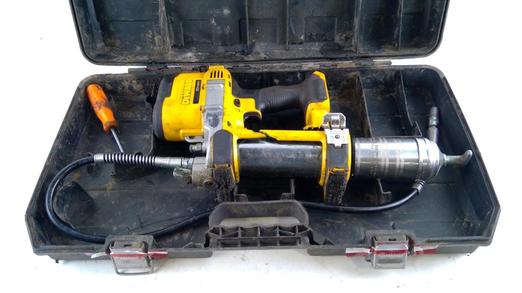 Dewalt Grease Gun