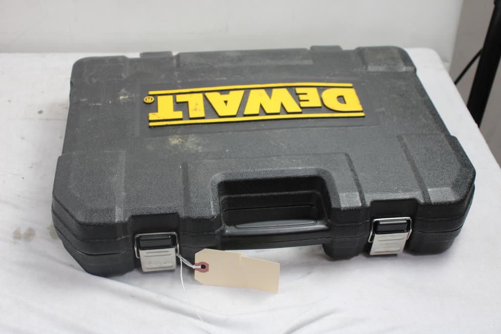 DeWalt Hand Tool Set