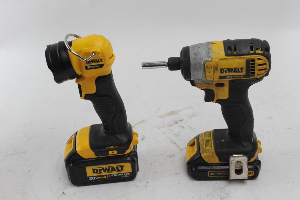 Dewalt Impact Driver And Work Light Property Room Dewalt Impact Driver And Work Light