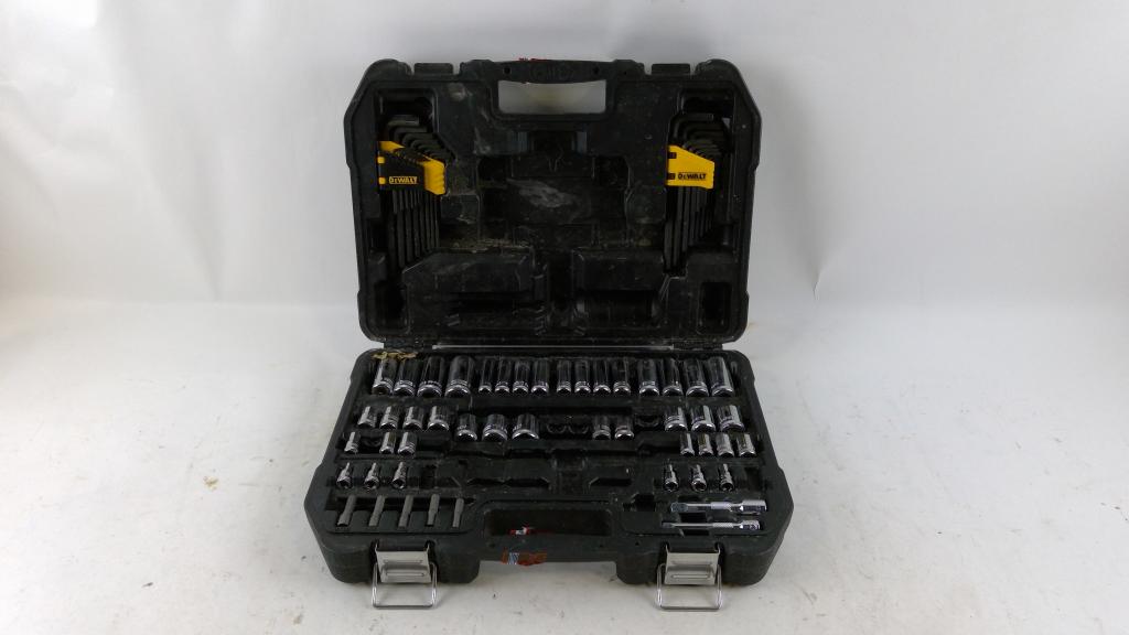 Dewalt Mechanics Tool Set
