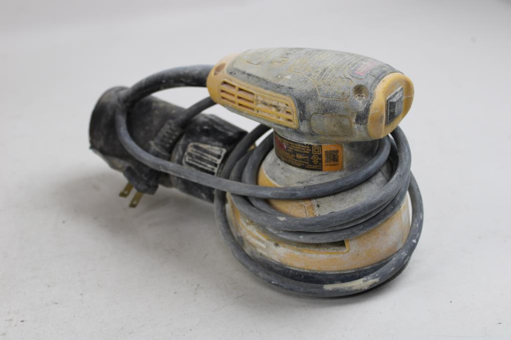 DeWalt Palm Sander