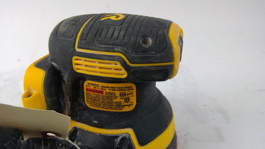 DeWalt Random Orbit Palm Sander, DCW210 Property Room