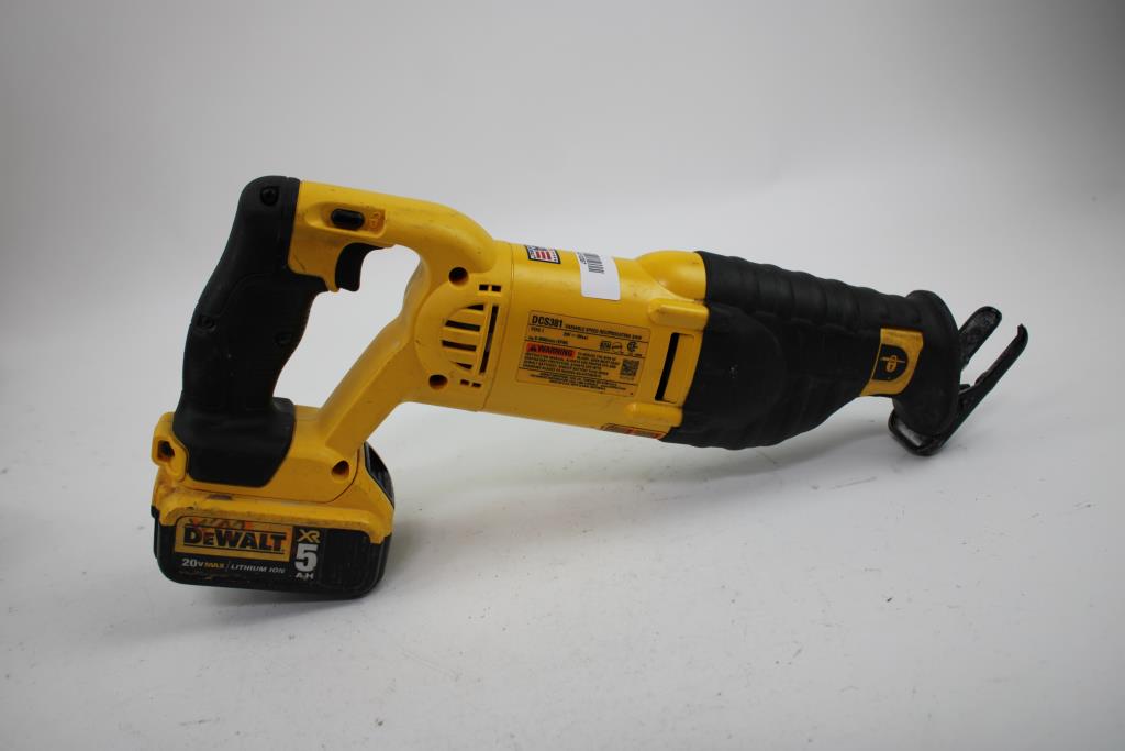 DeWalt Reciprocating Saw