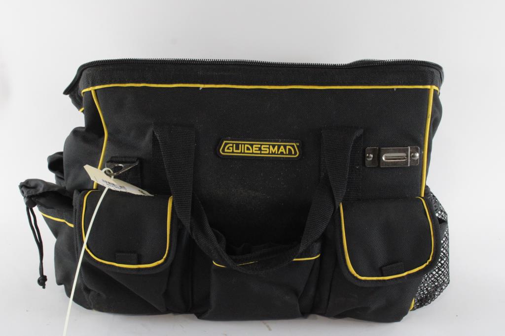 DeWalt Reciprocating Saw & Accessories, 5+ Pieces Property Room