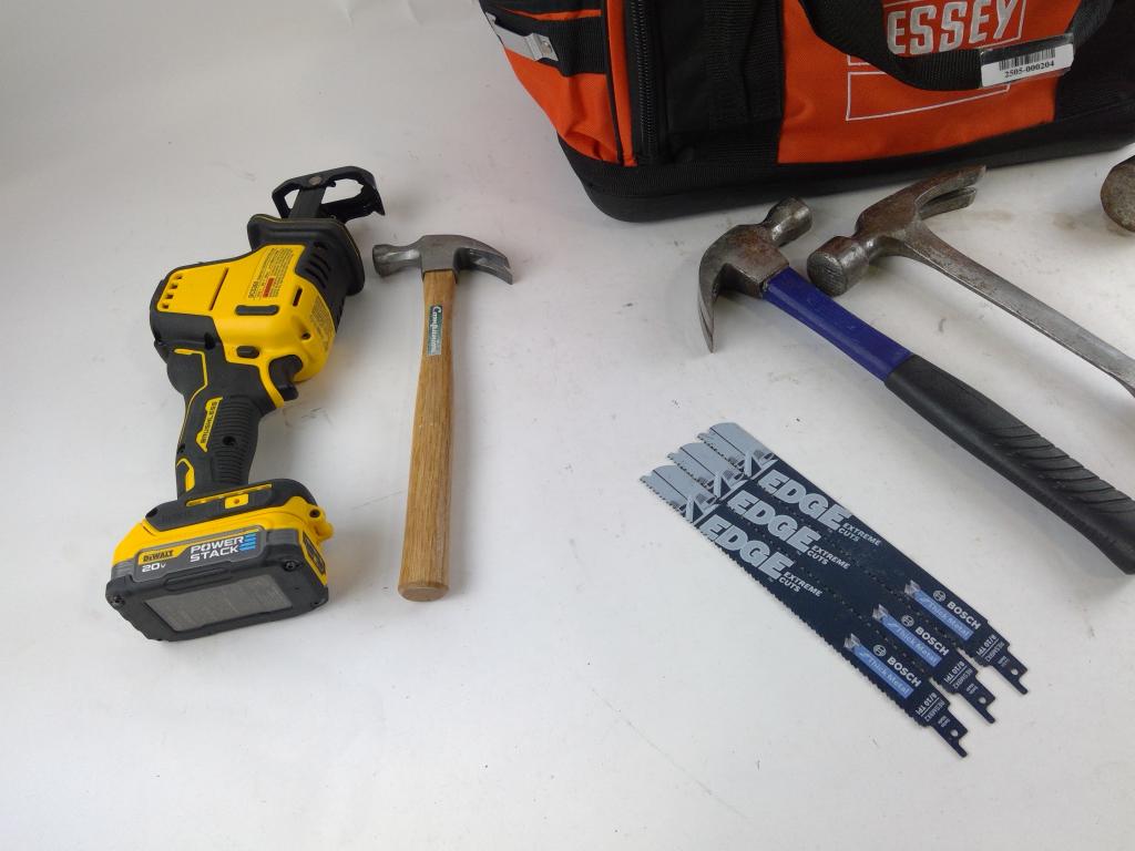 Dewalt Reciprocating Saw And More 5+ Pieces