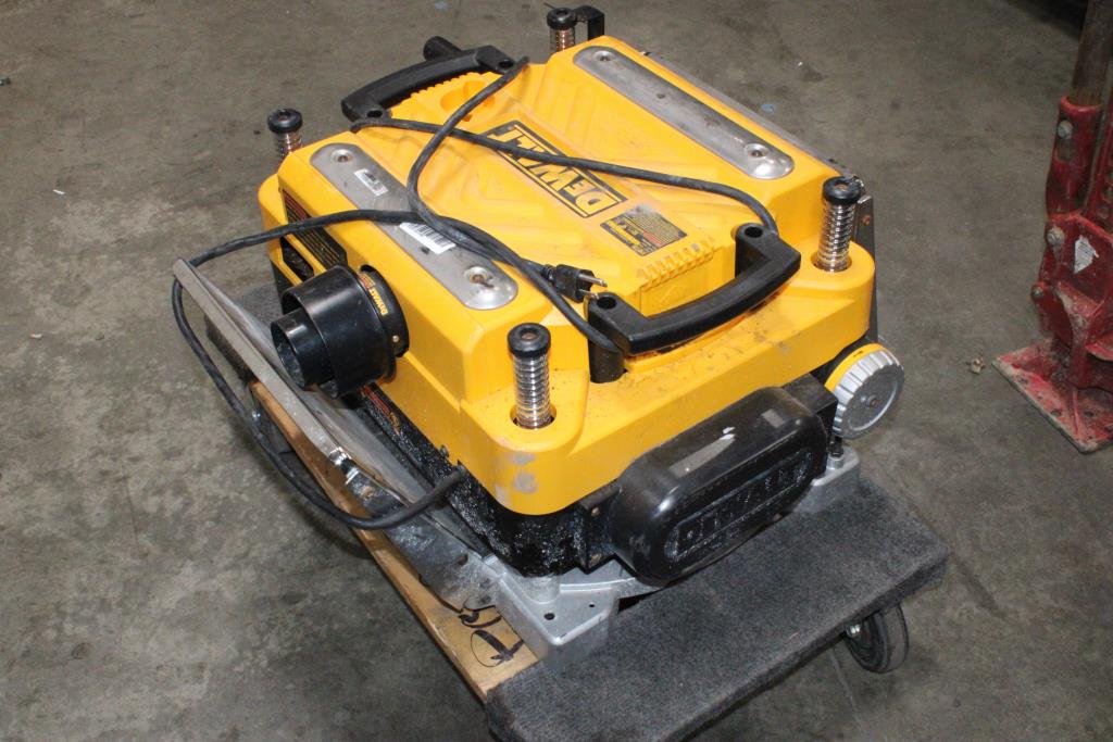 Dewalt Thickness Planer, Two Speed, 13Inch ,15 Amp Corded Property Room