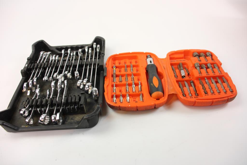 Dewalt Tool Bag, Hammer, Wrench Set And More, 3+ Pieces Property Room