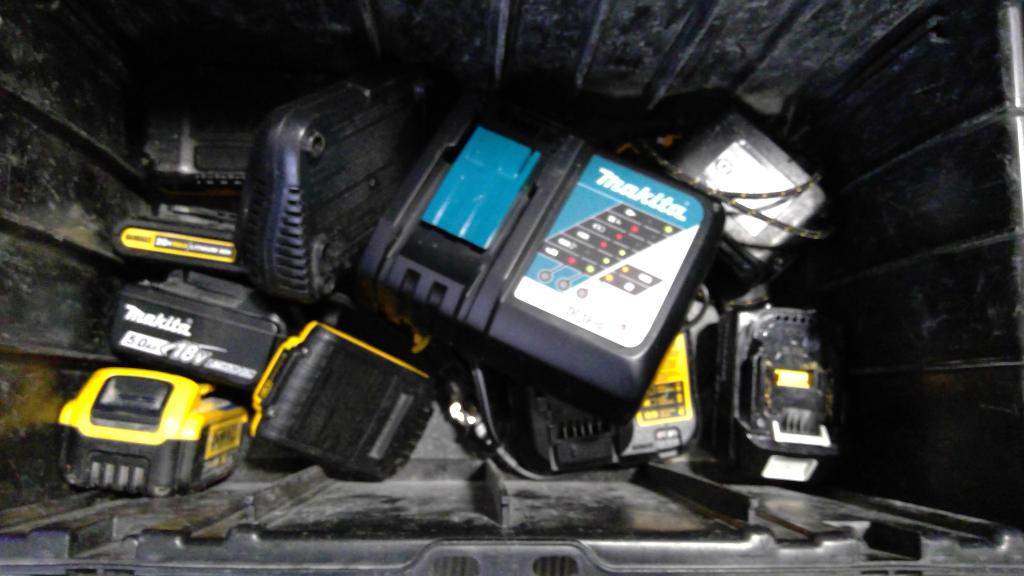 Dewalt Tool Chest And More 5+ Pieces