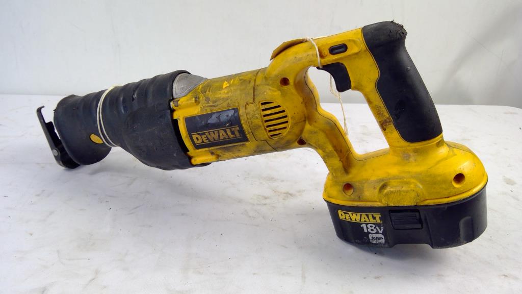 Dewalt Variable Speed Reciprocating Saw
