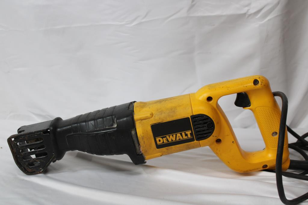 Dewalt V.S. Reciprocating Saw 1-1/8" Stroke