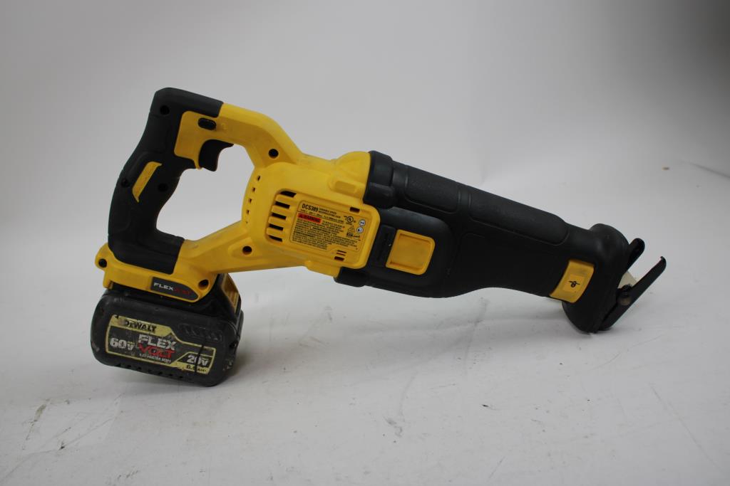 DeWalt VS Reciprocating Saw