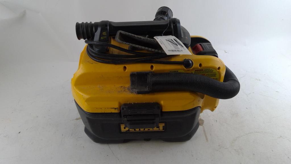 Dewalt Wet / Dry Vacuum