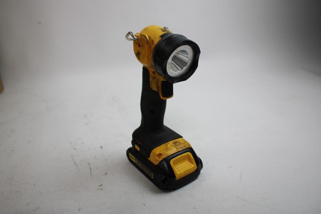 Dewalt Worklight And Charger