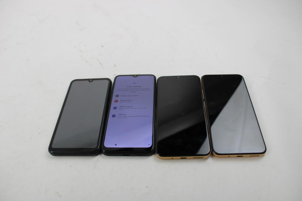 Dialn, PCD Cell Phone Lot, 4 Pieces, Sold For Parts