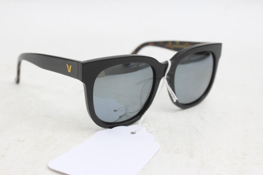 Didi. D Gentle Monster Sunglasses Property Room