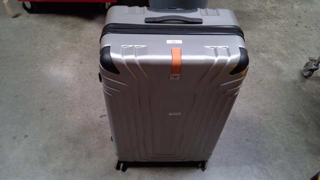 Dockers Suitcase 32 Inch Hard Case Check In Bag