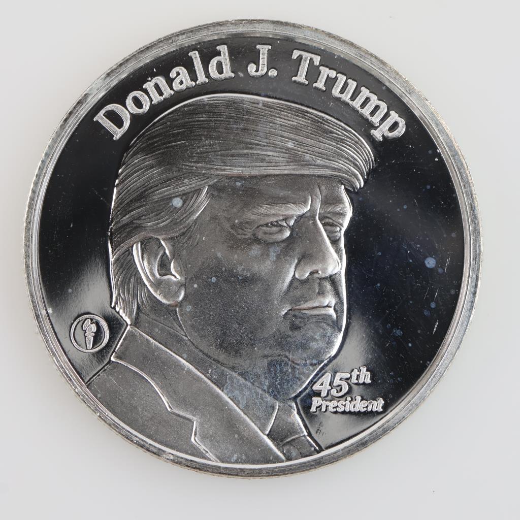 Donald J Trump 45th US President Fine Silver Round 1 Troy Oz
