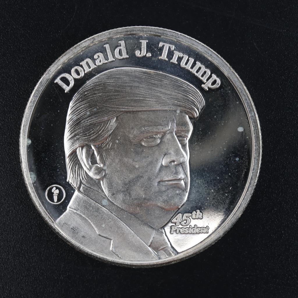 Donald J Trump 45th US President Fine Silver Round 1 Troy Oz