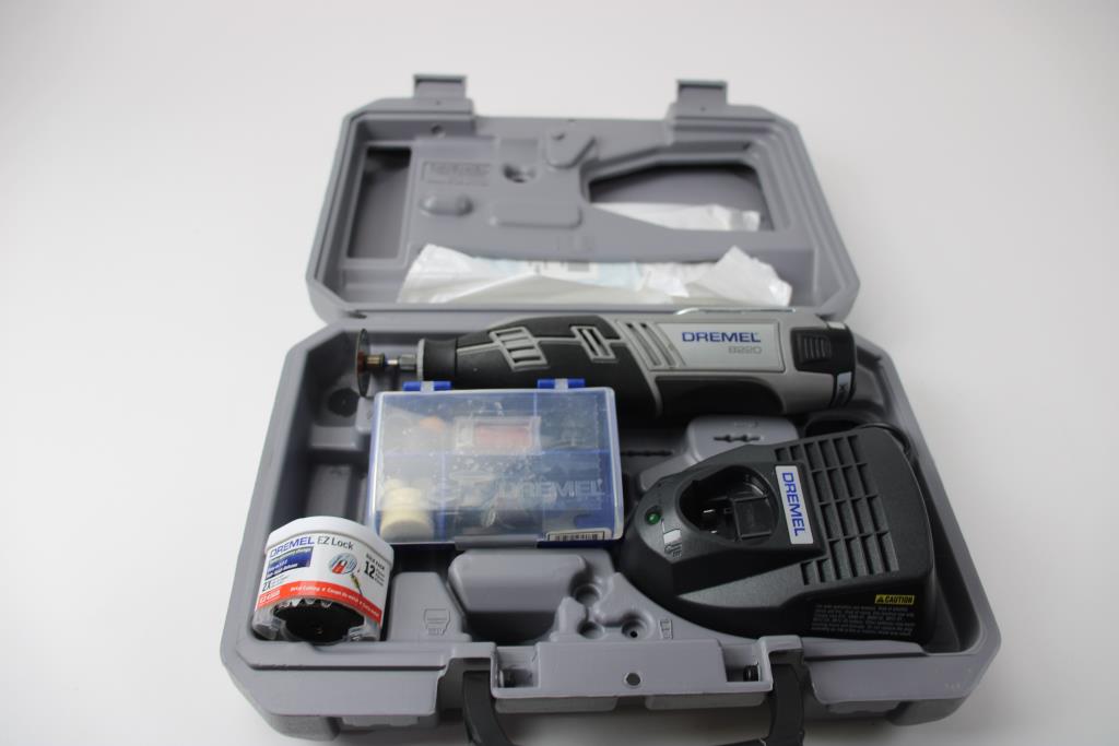 Dremel 8220 Multitool Kit