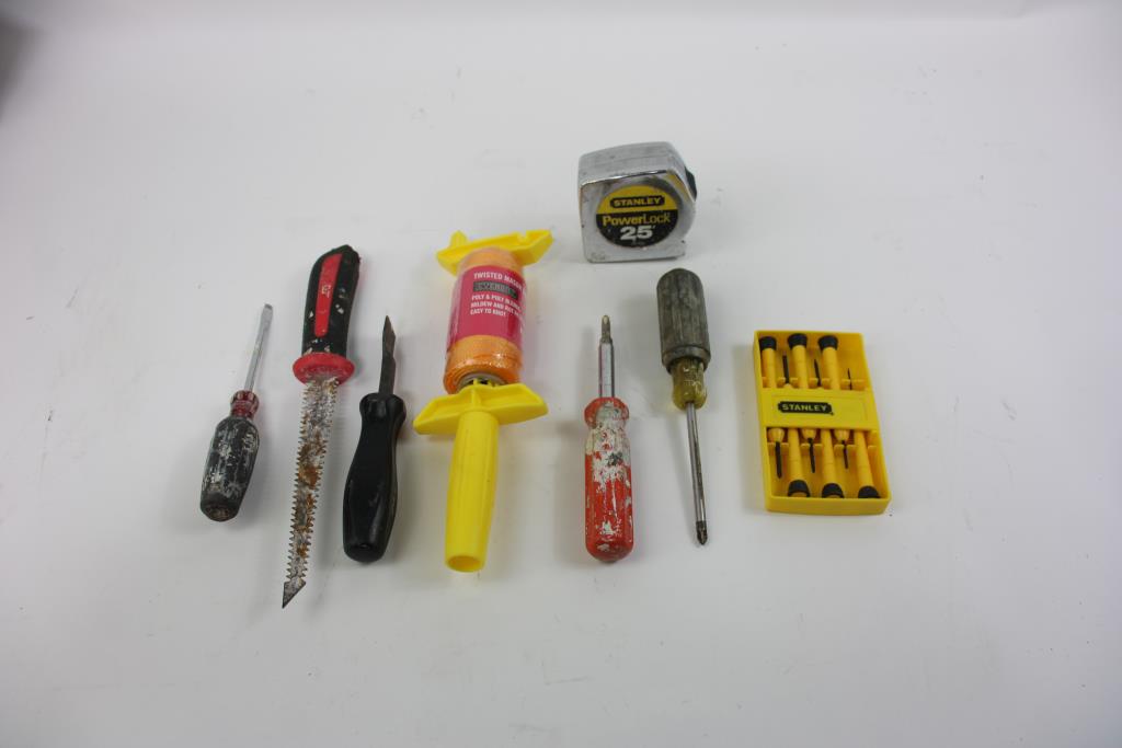 Drill Bits, Screwdrivers And More 10+ Pieces Property Room