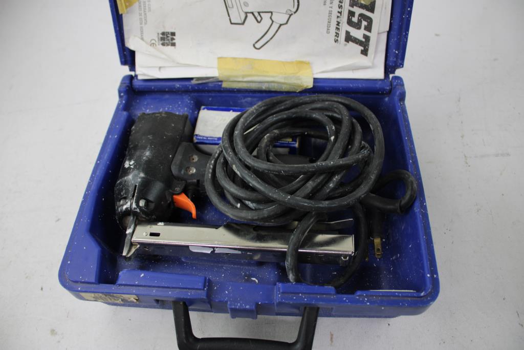 Duo-Fast Corded Electric Carpet Stapler